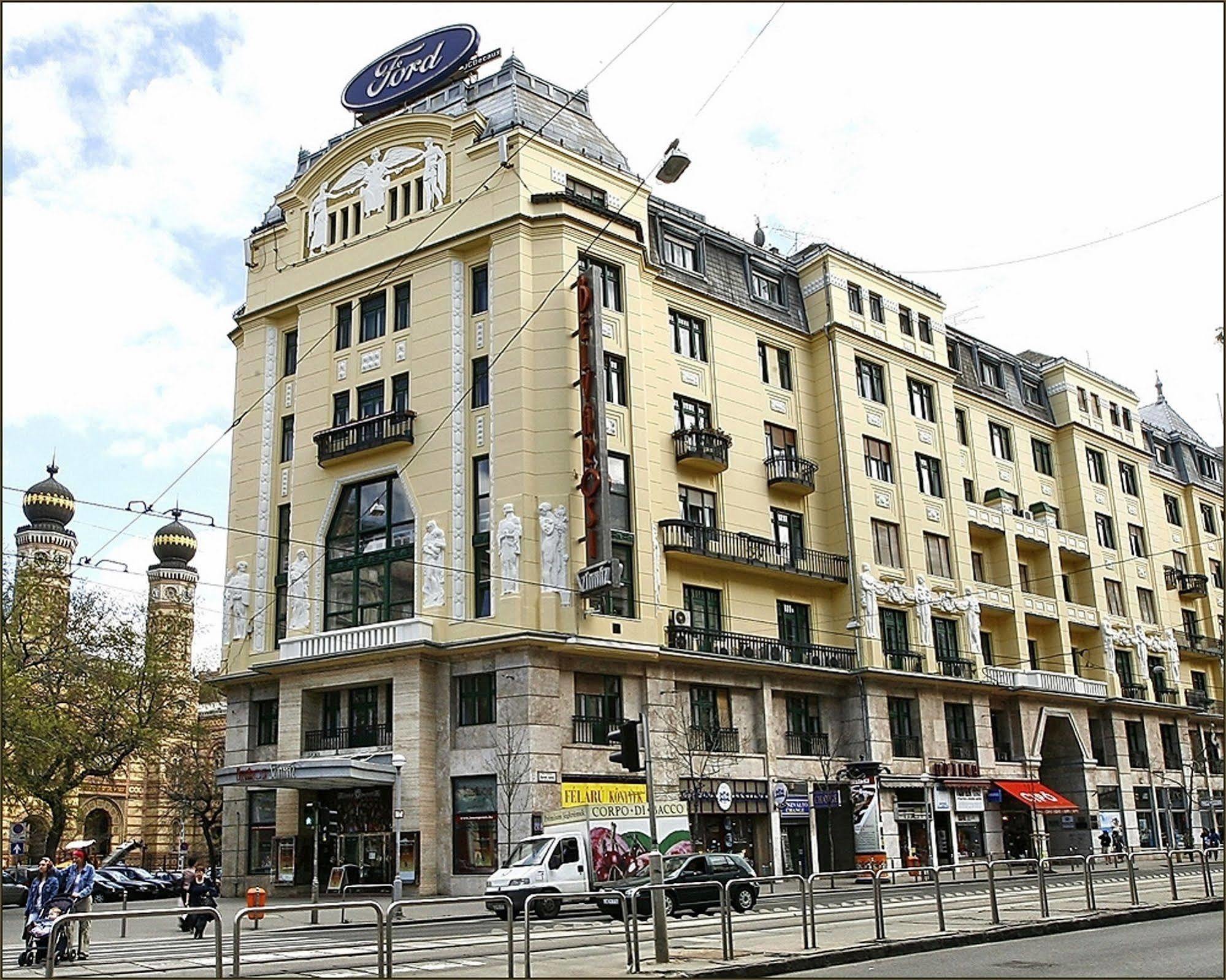 ホテル ブダペスト パノラマ セントラル エクステリア 写真